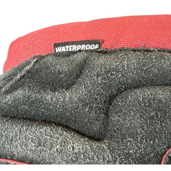 The North Face Boys Heatseeker Insulated Waterproof Winter Boots Red/Black - 3 - Picture 5 of 9